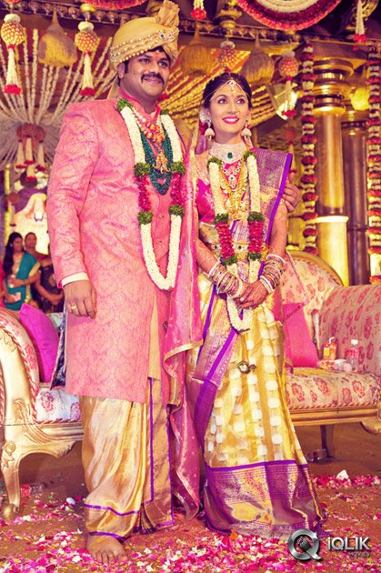 Manchu-Manoj-and-Pranathi-Wedding-Photos